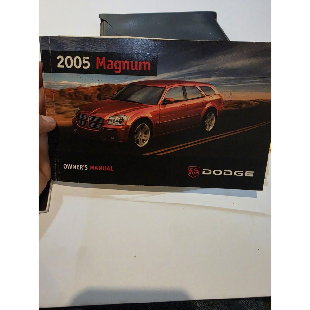 2005 Dodge Magnum OEM Owner’s Manual Factory User Guide Handbook Book Original